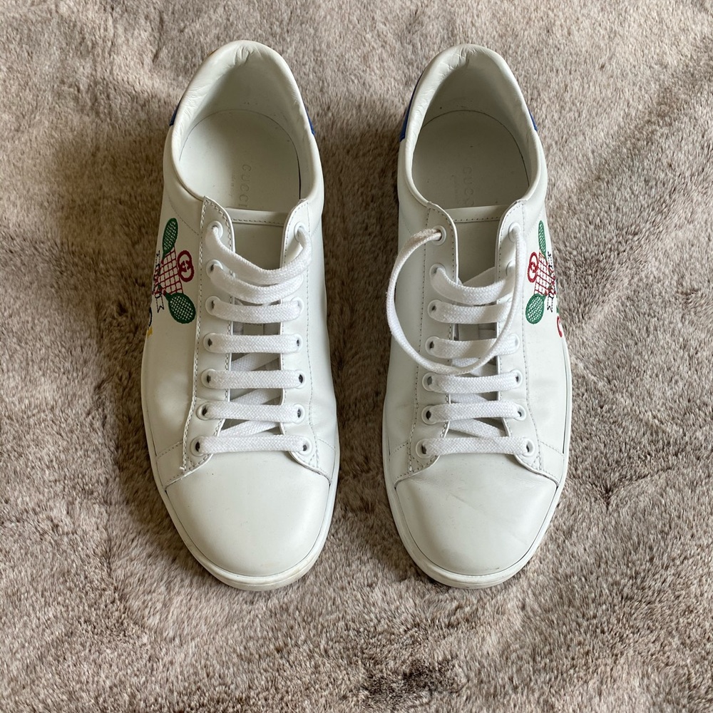 No returns/trades